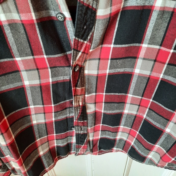 SOLD JEN'S BUNDLE black and red really comfy long short by Noize size L - Picture 5 of 7